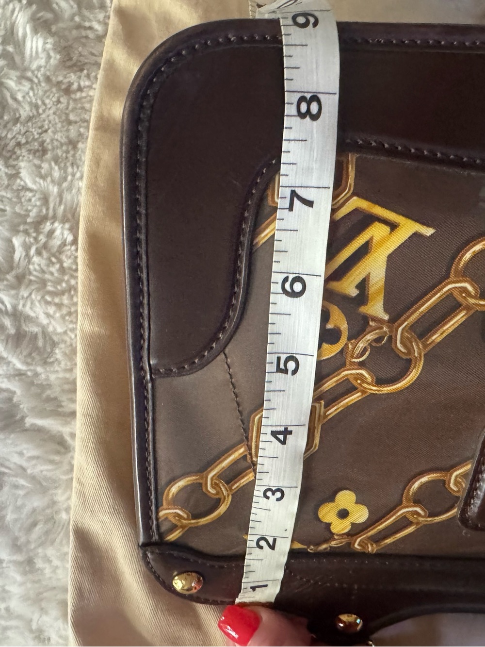 Louis Vuitton Brown and Gold Monogram Chain Shoulder Bag - Picture 8 of 13